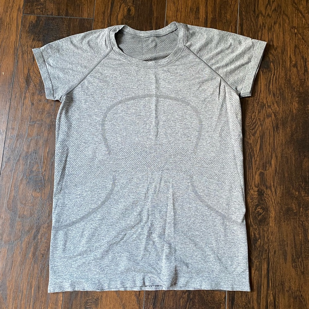 Lululemon Swiftly Tech Short Sleeve Shirt